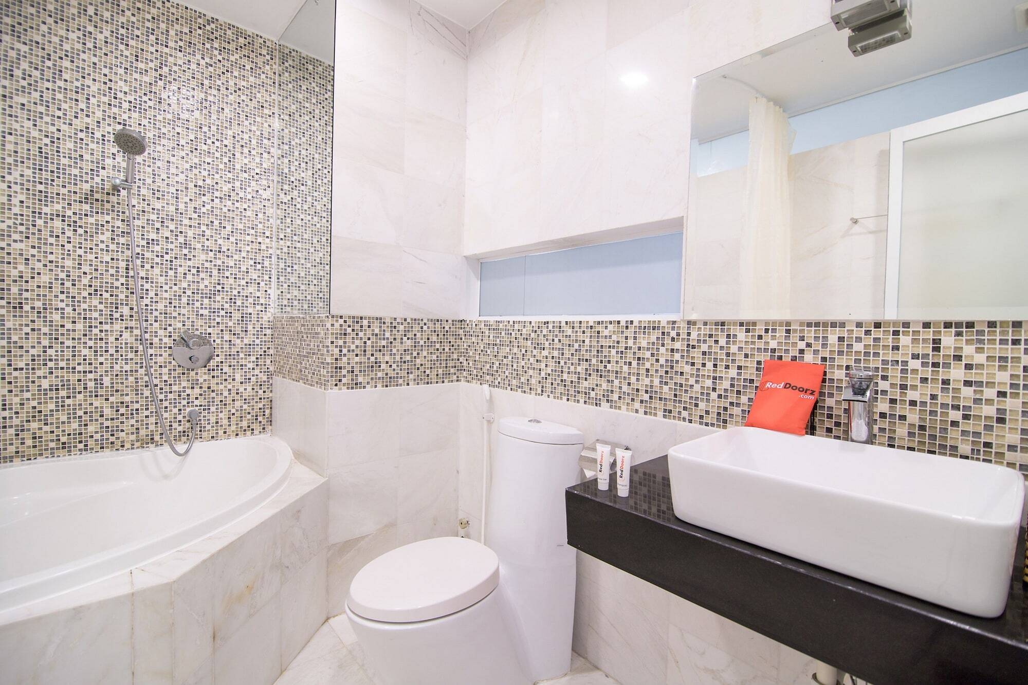 Reddoorz Plus Near Secc 2 Cidade de Ho Chi Minh Exterior foto